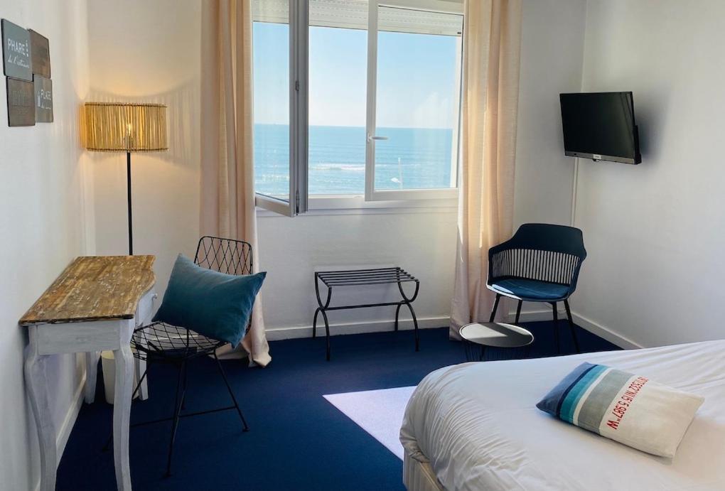 Face Aux Flots Hotel La Cotiniere Luaran gambar