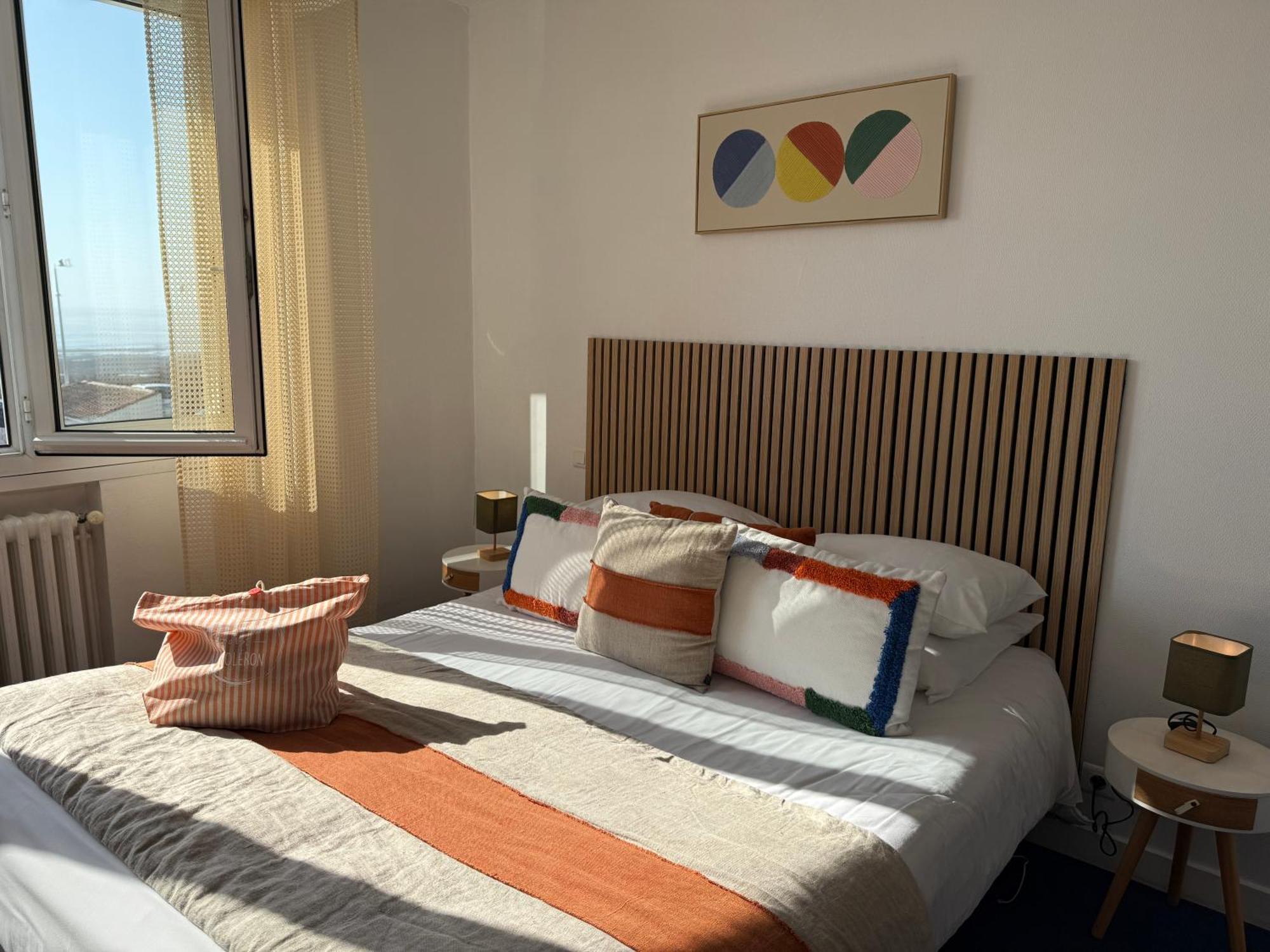 Face Aux Flots Hotel La Cotiniere Luaran gambar